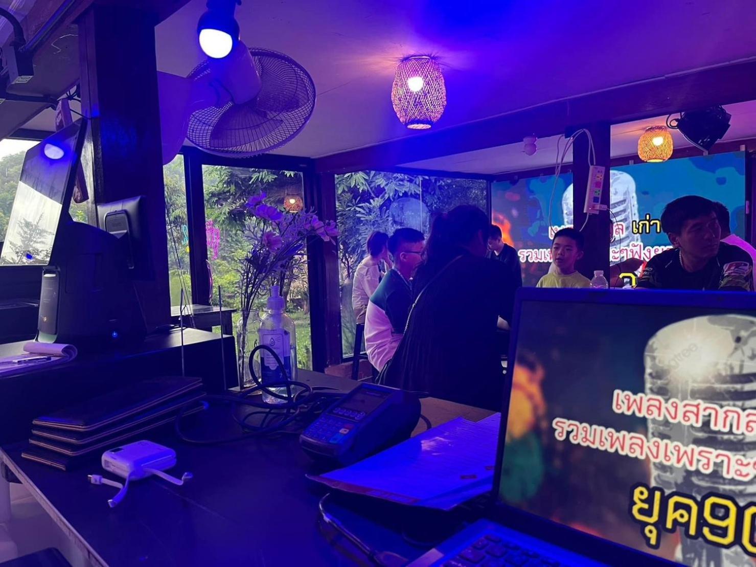 3 Pok Maewang Jinxiang Gold Elephant Park Mae Wang Εξωτερικό φωτογραφία
