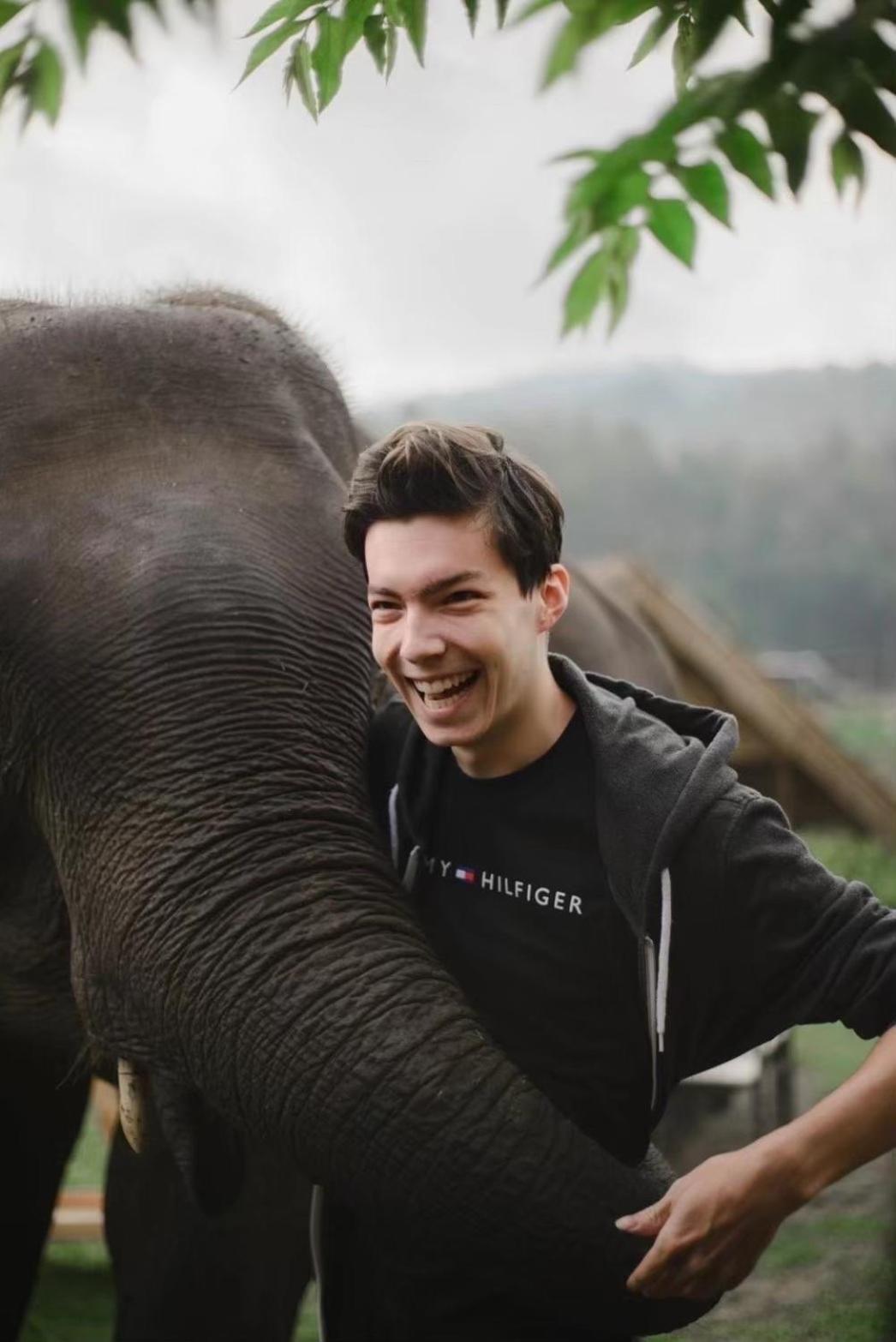 3 Pok Maewang Jinxiang Gold Elephant Park Mae Wang Εξωτερικό φωτογραφία